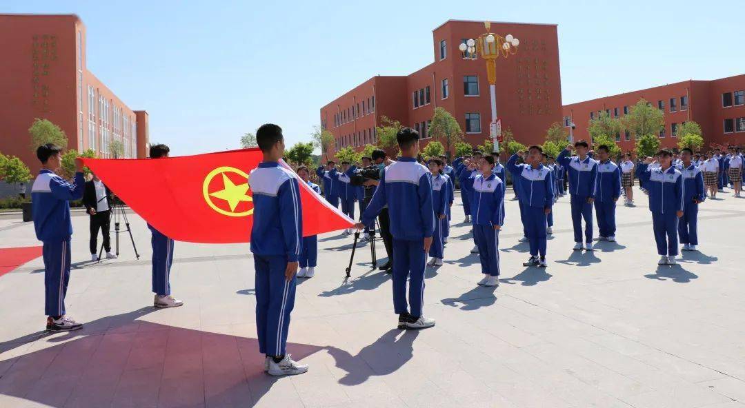 乌兰浩特市第十五中学