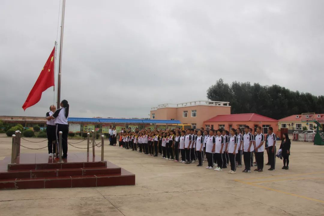 乌兰浩特市呼和马场学校